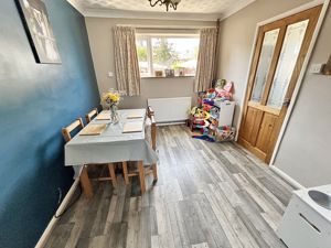 Dining room- click for photo gallery